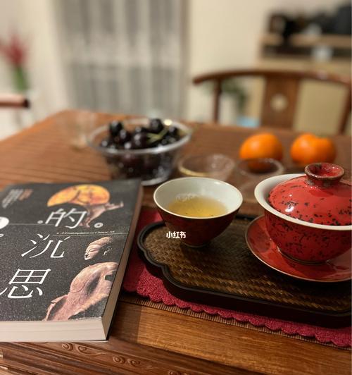 《本茶纲目茶元图鉴》（以游戏为主，了解所有茶元的故事）